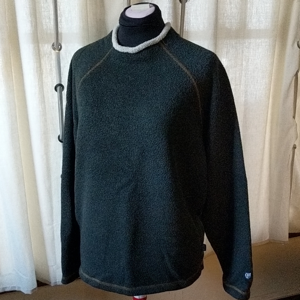 ✨EUC Kuhl Alf Sherpa sweater